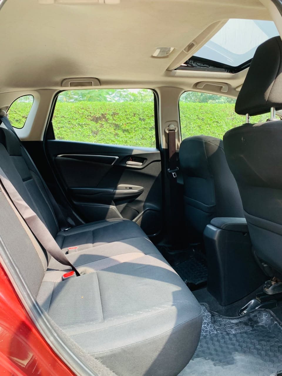 2018 HONDA CARS INDIA LTD WR-V 1.2 VX MT (I-VTEC) interior photo | Hooter