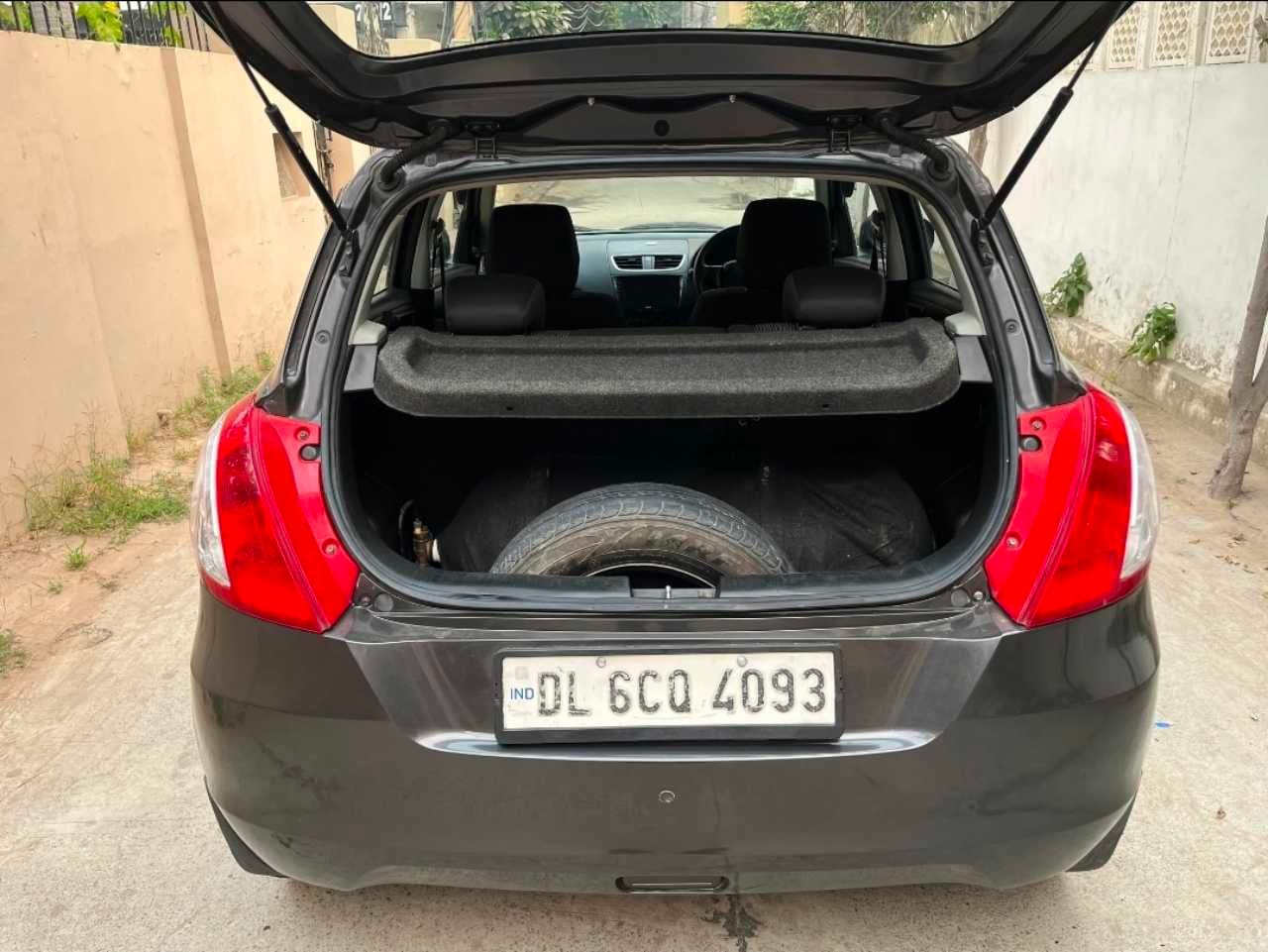 INTERIOR image for MARUTI SWIFT | Hooter
