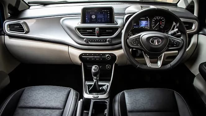 Car - image | Hooter