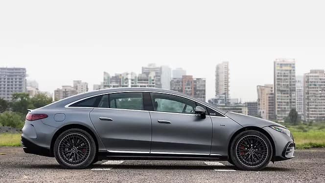 Mercedes-Benz AMG EQS Right Side View | Hooter