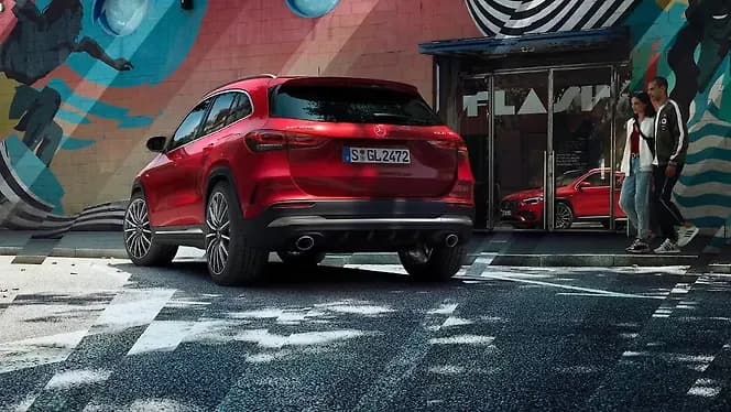 Mercedes-Benz AMG GLA35 Rear View | Hooter