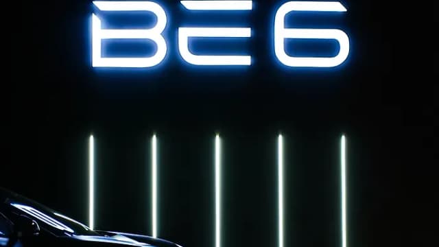 Mahindra BE 6 Right Side View