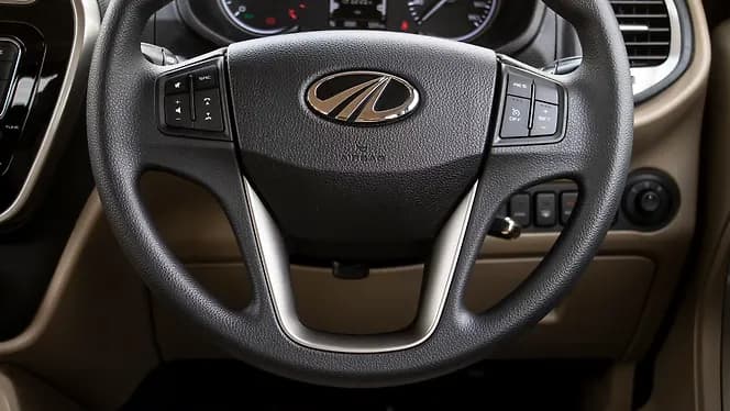 Mahindra Bolero Neo Steering Wheel Steering Wheel | Hooter
