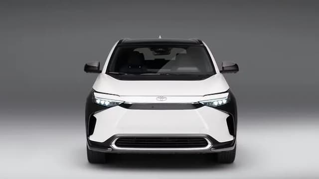 Toyota BZ4X Front View | Hooter