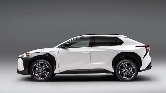 Toyota BZ4X Left Side View | Hooter