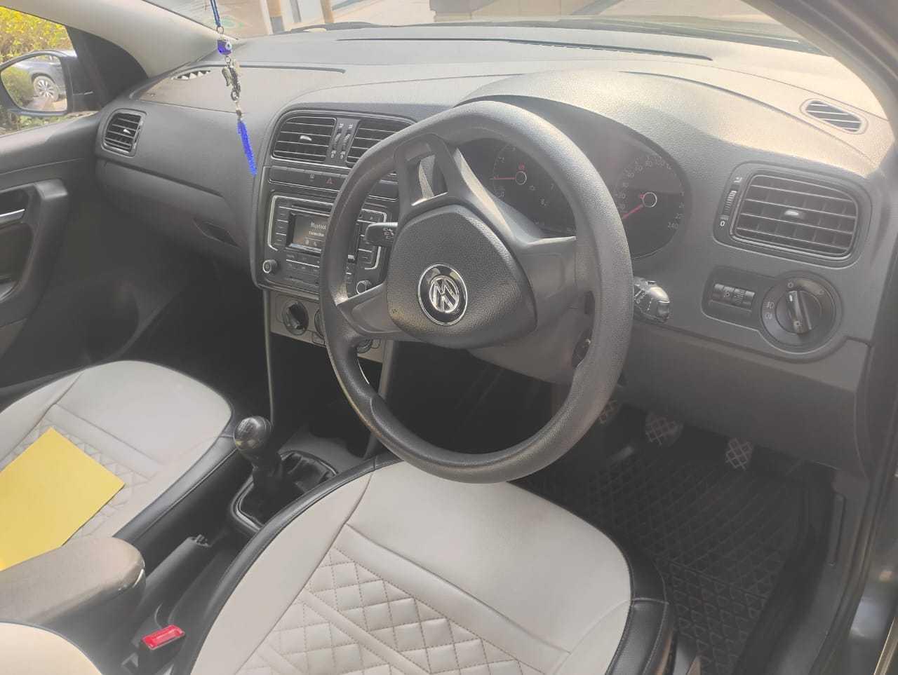 INTERIOR image for VW POLO 1.2 MPI COMFORTLINE