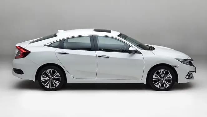 Honda Civic Right Side View | Hooter