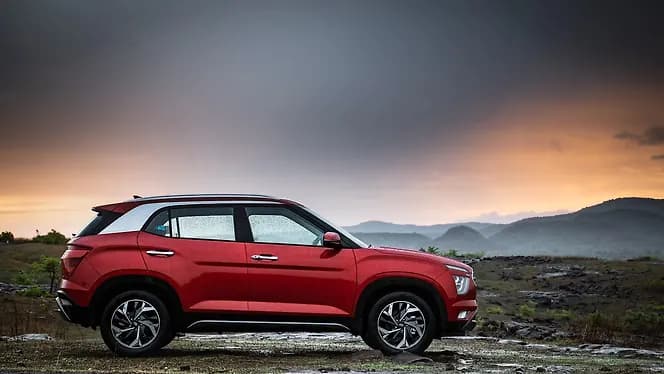 Hyundai Creta [2020-2023] Right Side View | Hooter
