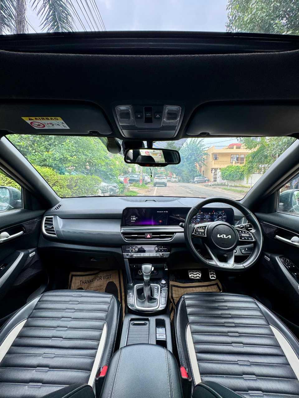 INTERIOR image for SELTOS D1.5 6AT GTX PLUS