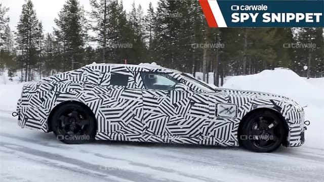 Jaguar E-Pace Right Side View | Hooter