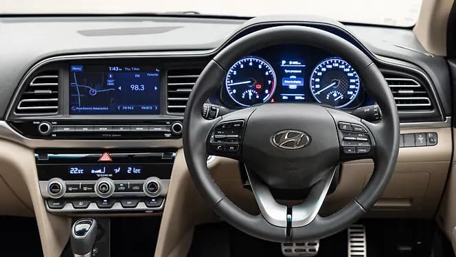Elantra | Hooter