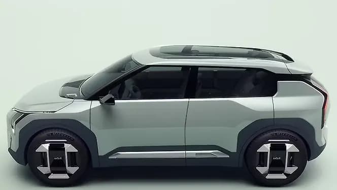 Kia EV3 Left Side View | Hooter