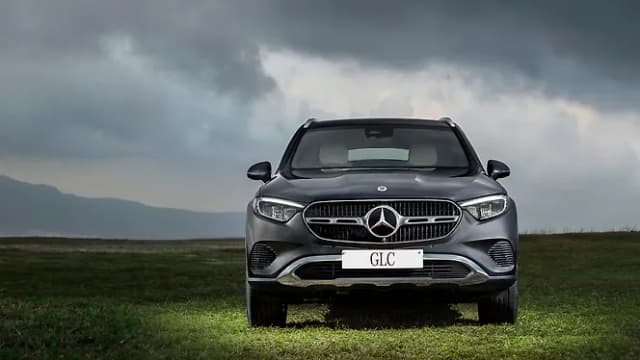 Mercedes-Benz GLC Front View