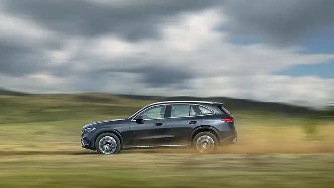 Mercedes-Benz GLC Left Side View | Hooter