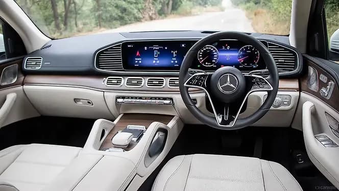 Mercedes-Benz GLE Dashboard | Hooter