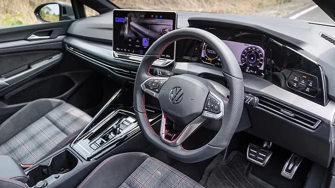 Volkswagen Golf GTI Dashboard | Hooter