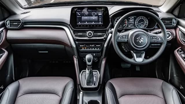 Maruti Suzuki Grand Vitara Dashboard