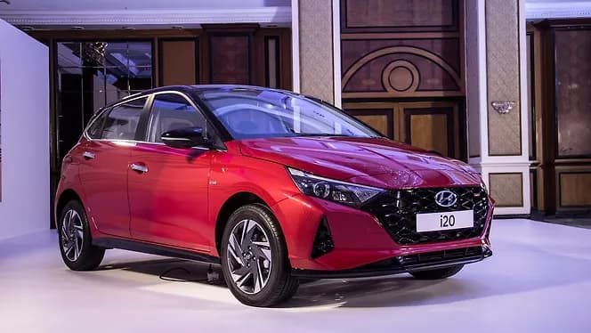 Hyundai i20 [2020-2023] Right Front Three Quarter