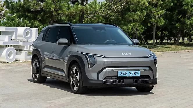 Kia EV3 Right Front Three Quarter | Hooter