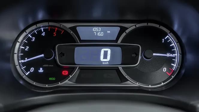 Nissan Kicks Instrument Cluster