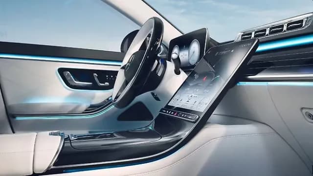 Mercedes-Benz Maybach S-Class Dashboard