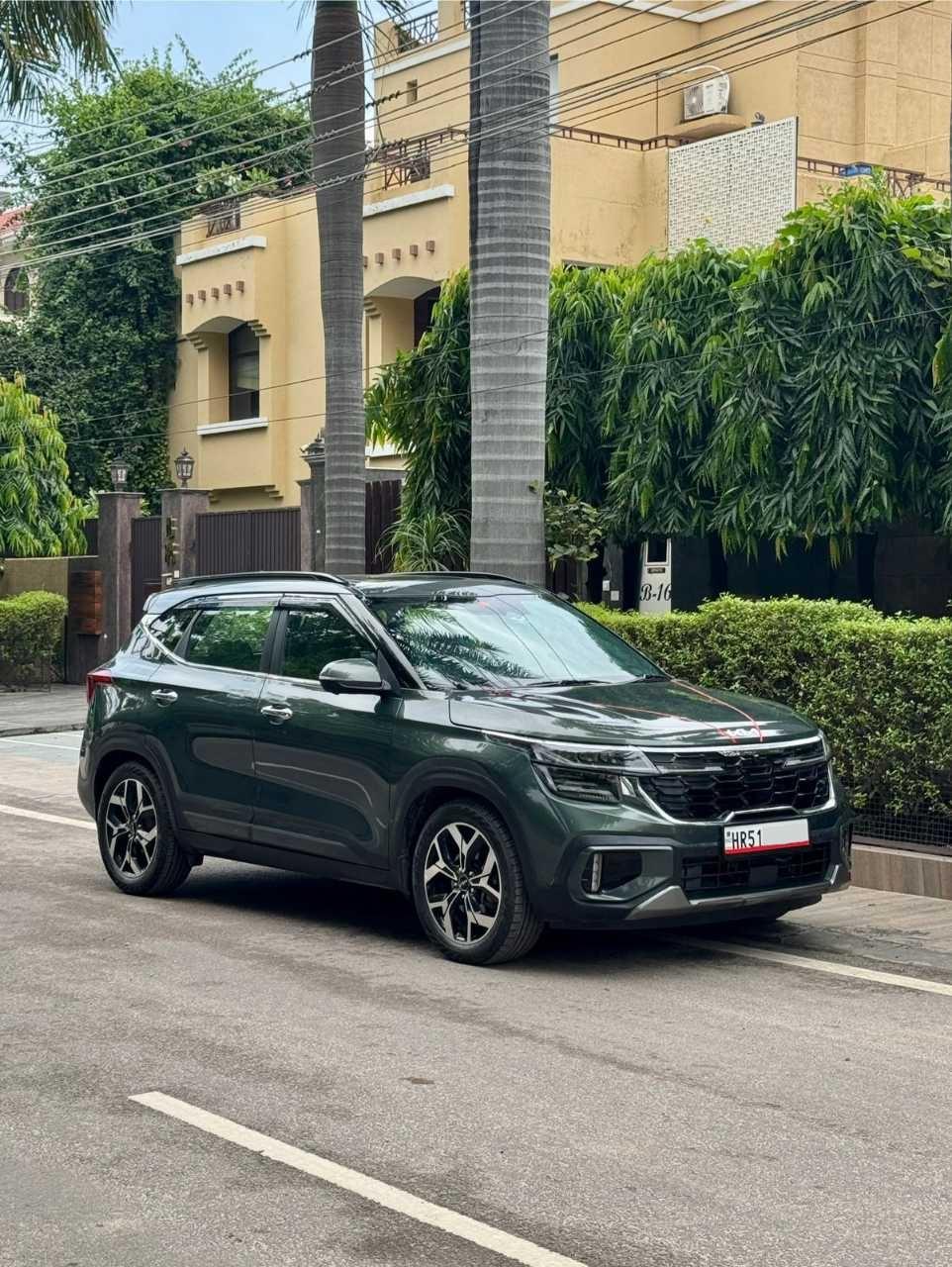 EXTERIOR image for SELTOS D1.5 6AT GTX PLUS