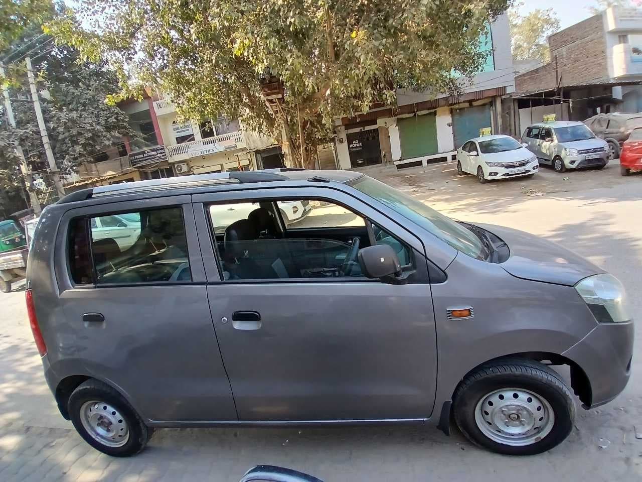 EXTERIOR image for WAGON R LXI BS4 | Hooter