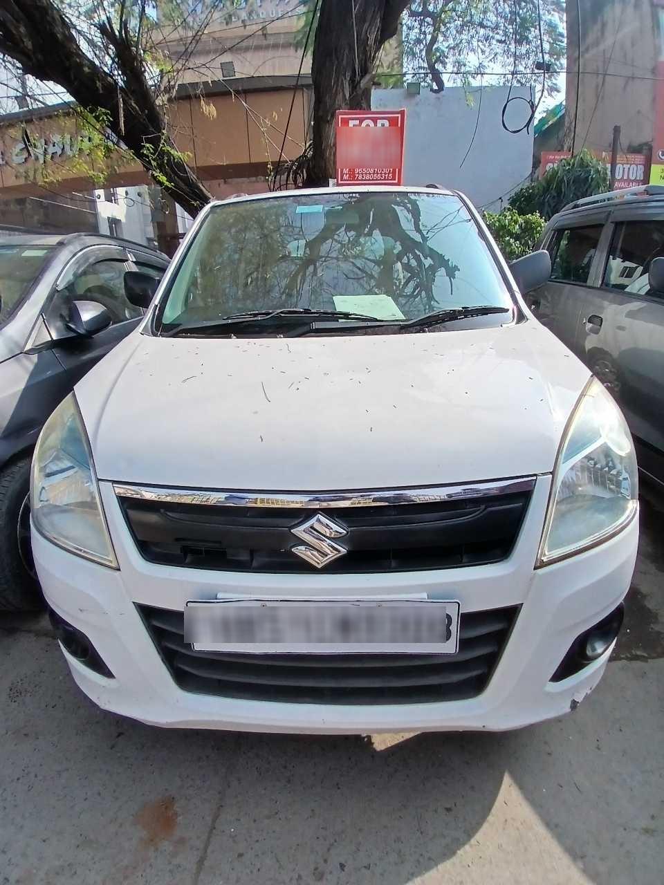 EXTERIOR image for MARUTI WAGON R GREEN LXI