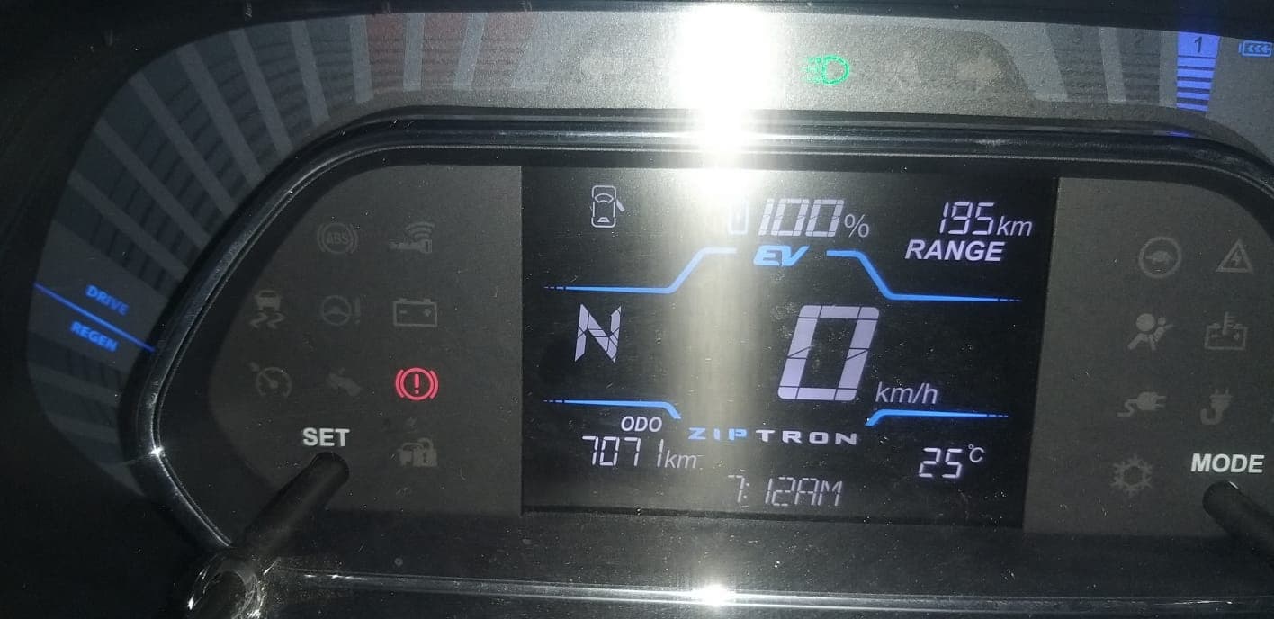 Tata TATA TIAGO EV XZ+ 2024 exterior | Hooter