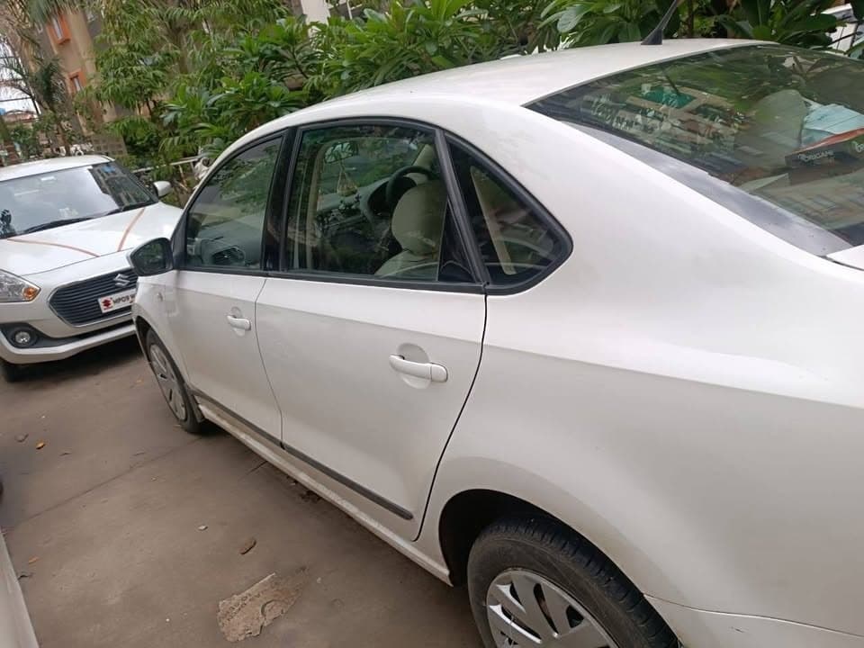 Volkswagen Vento [2012-2014]