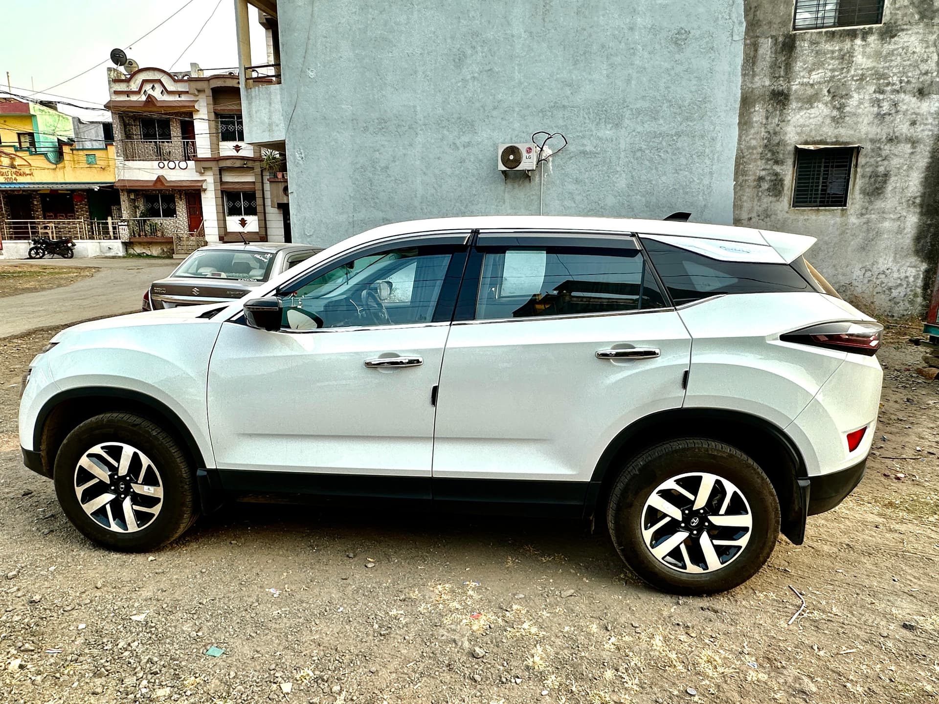 Tata HARRIER XZA+ 2LBS6PH2 2024 exterior | Hooter