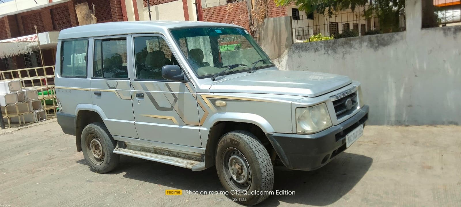 Tata SUMO GOLD EX,9 STR,BS I 2012 exterior | Hooter