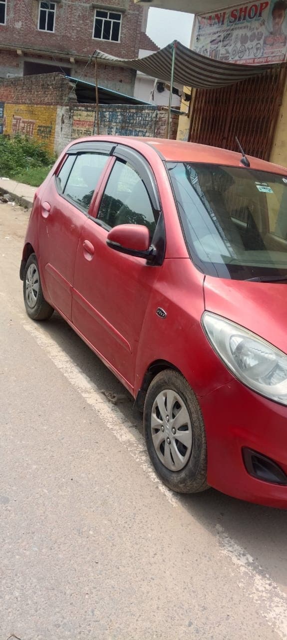 Hyundai I 10 SPORTZ 1.2 2010 exterior | Hooter