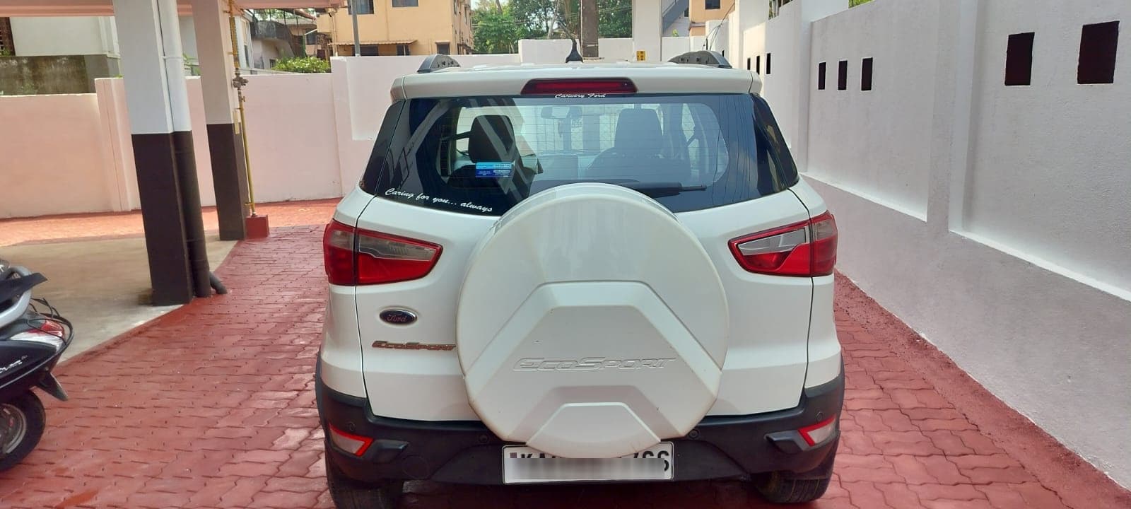 Ford ECOSPORT 1.5(P) TREND MT 2018 exterior | Hooter