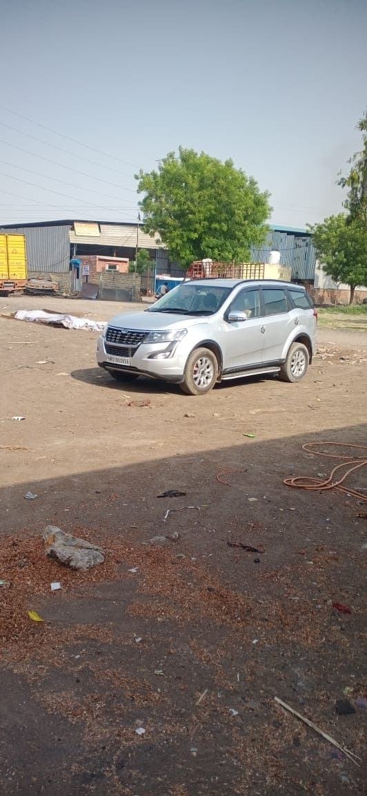 Mahindra MAHINDRA XUV500 FWD W7 2019 exterior | Hooter