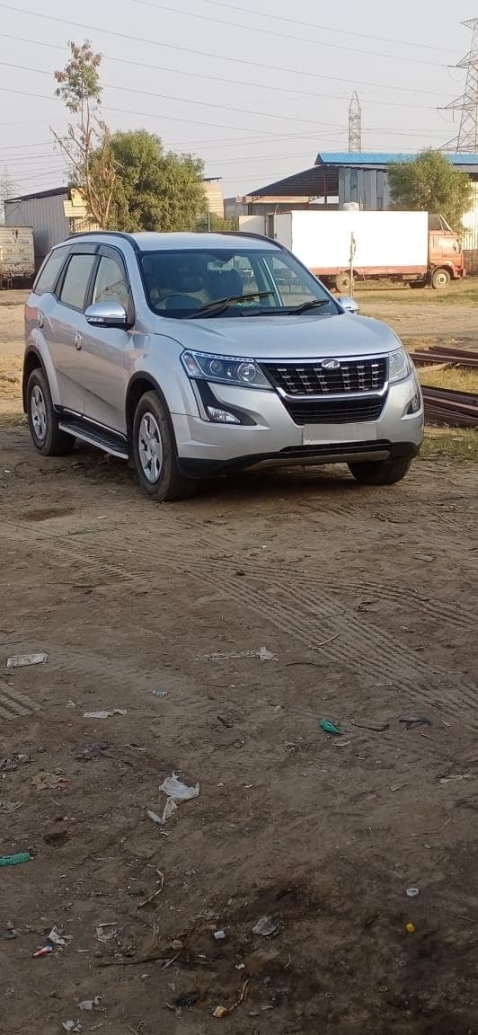 Mahindra MAHINDRA XUV500 FWD W7 2019 exterior | Hooter