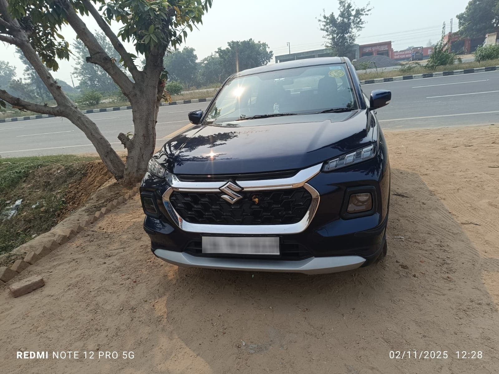 Maruti Suzuki Grand Vitara Delta Smart Hybrid 2025 exterior | Hooter