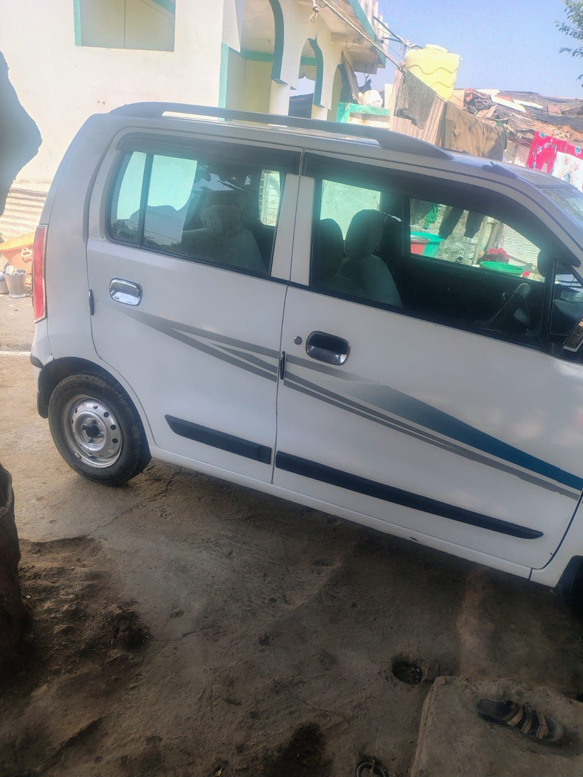 Maruti Suzuki MARUTI WAGON R LXI 2016 exterior | Hooter