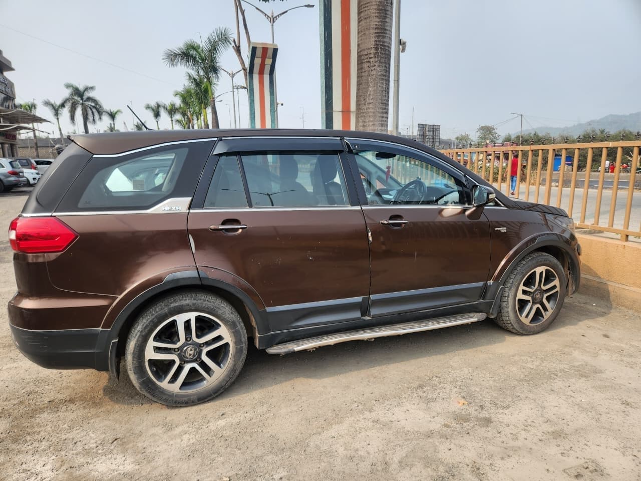 Tata TATA HEXA XTA 4X2 VARICOR XTA 2019 exterior | Hooter