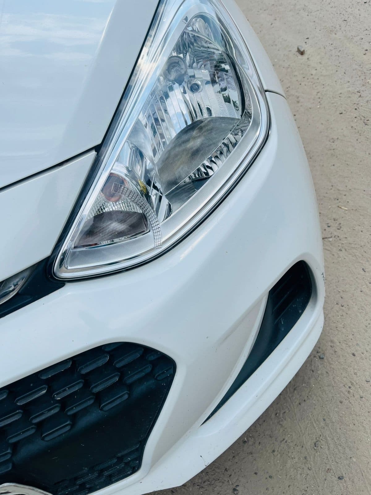 Hyundai GRAND I10 MAGNA 1.2 2018 exterior | Hooter