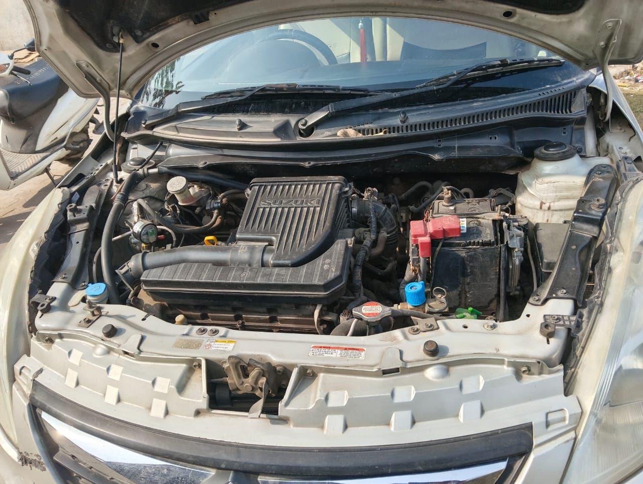 Maruti Suzuki SWIFT DZIRE VXI BS4 M 2014 exterior | Hooter