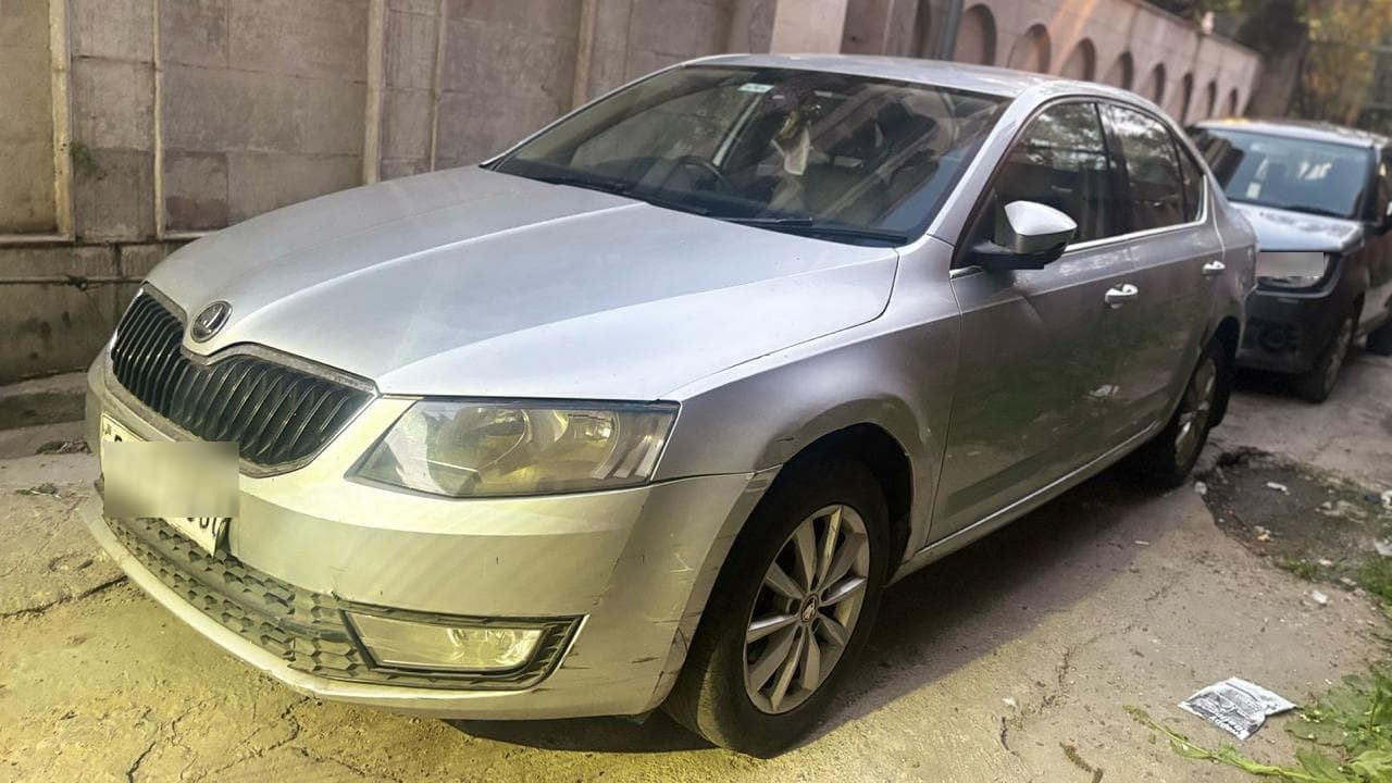 Skoda OCTAVIA AMB MT 1.4 2013 exterior | Hooter