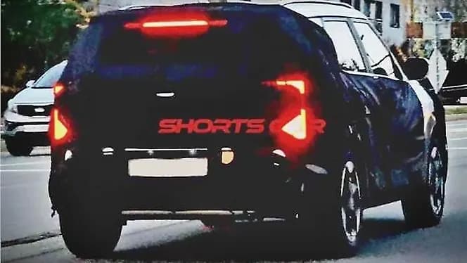 Kia New Seltos Rear View | Hooter