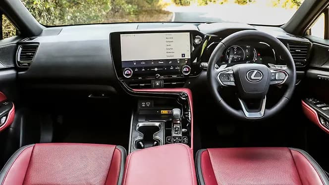Lexus NX Dashboard | Hooter