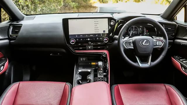 Lexus NX Dashboard