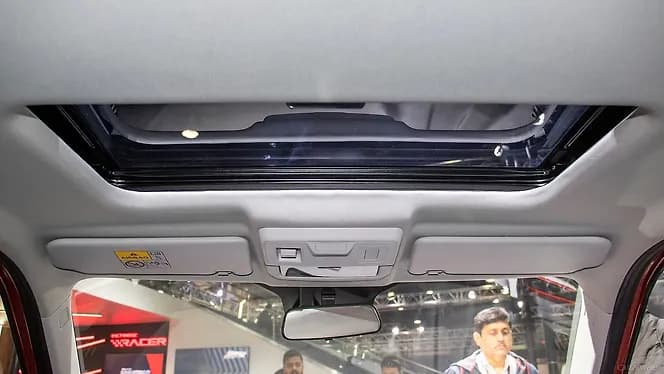 Tata Punch Sunroof/Moonroof | Hooter