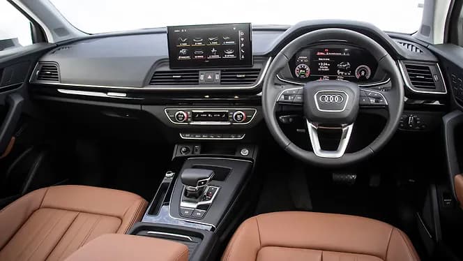 Audi Q5 Dashboard | Hooter