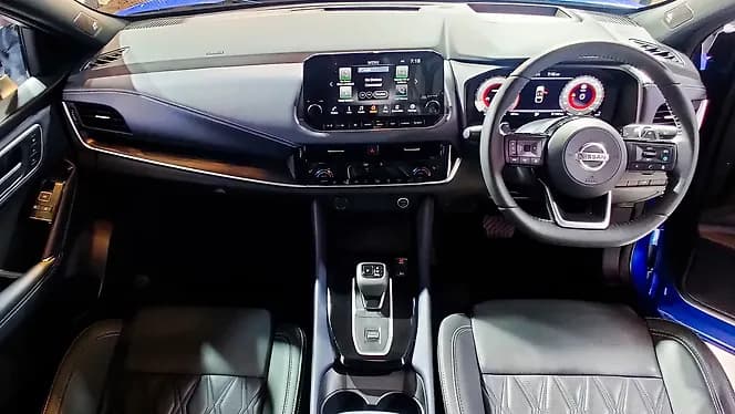 Nissan Qashqai Dashboard | Hooter