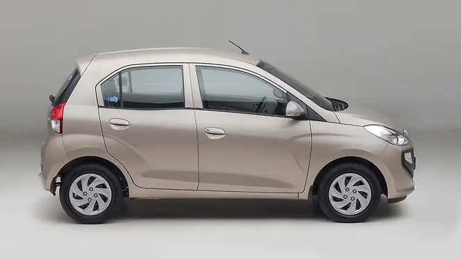 Hyundai Santro Right Side View
