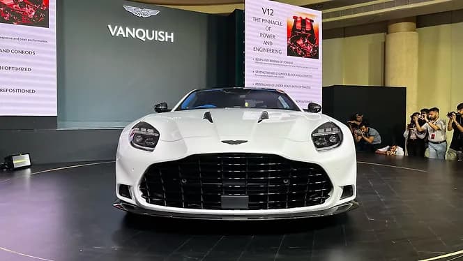 Aston Martin Vanquish image | Hooter